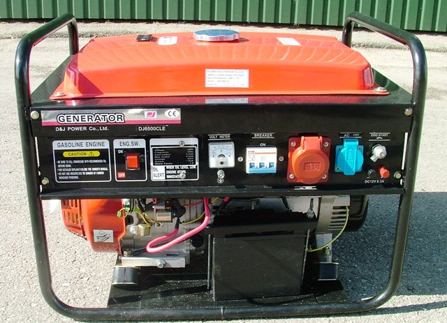 Trifazis elektros generatorius DEK DJ6500CLE (6 KW).  